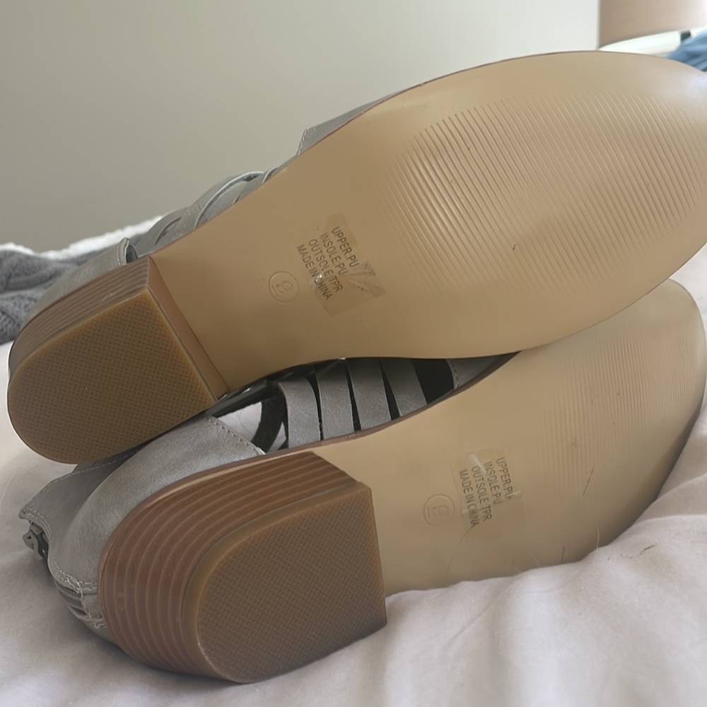 TG Spring/Summer Booties.  Strappy detail. Light grey.  Size 9.  Brand new. - Picture 6 of 7
